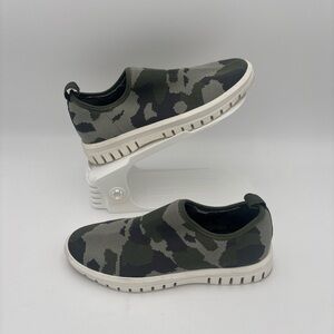 Blondo Camouflage Slip-On Flats